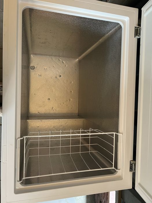 Морозильник Hisense