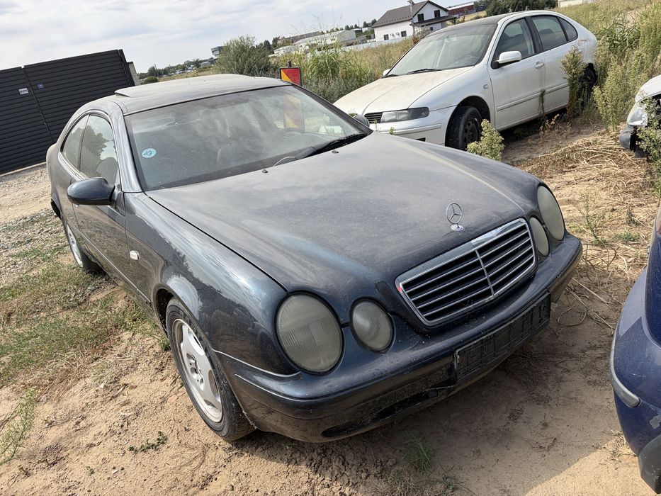 Dezmembrez mercedes clk 320 kompresor