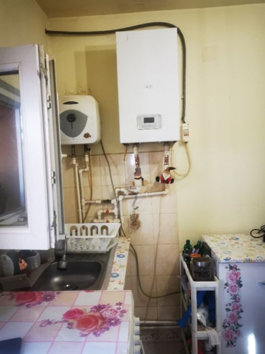 Proprietar vand casa sector 1