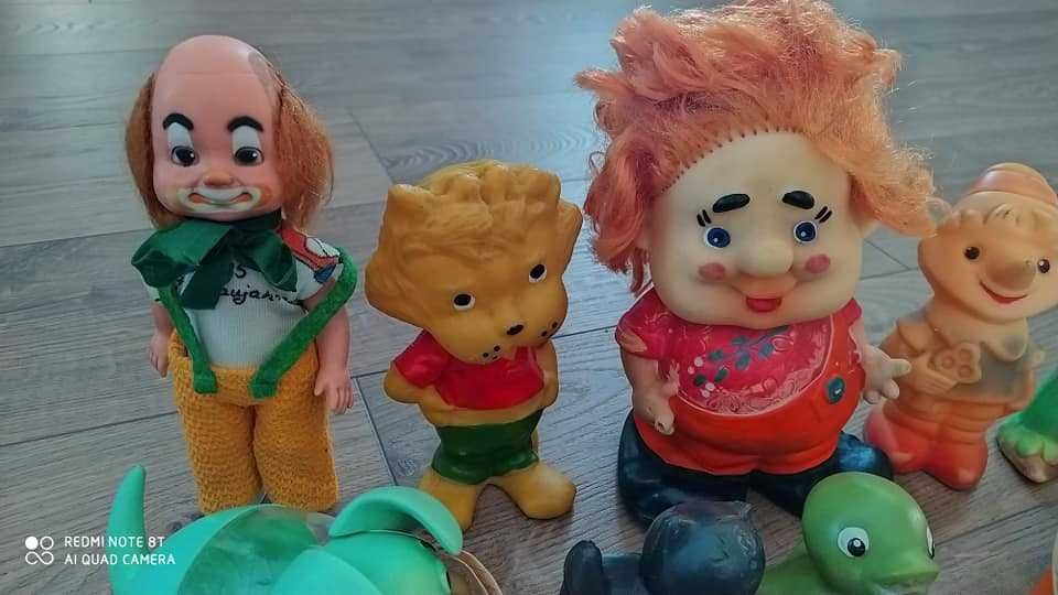 Продавам ретро гумени играчки, от соца