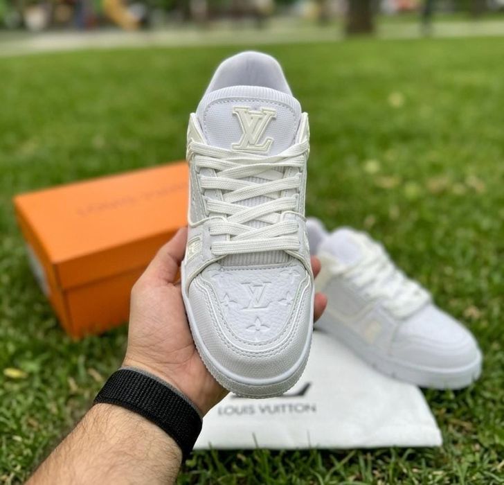 Adidasi LV Trainers Alb - Full Box Premium