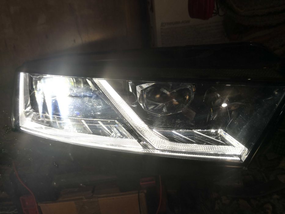 Фар Skoda Octavia IV FULL LED 2020 десен/Фар Шкода Октавиа Оригинален