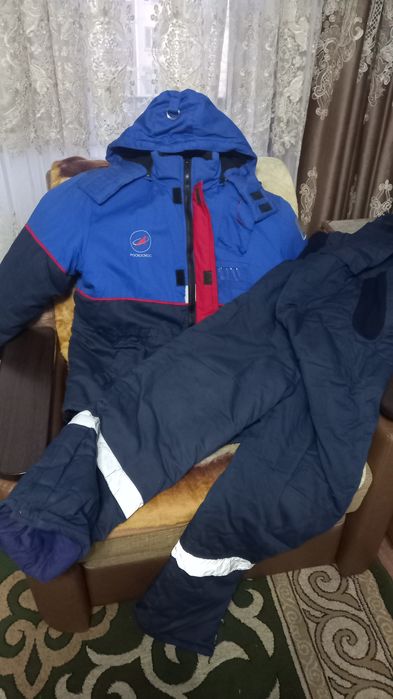 Продам бушлаты новые