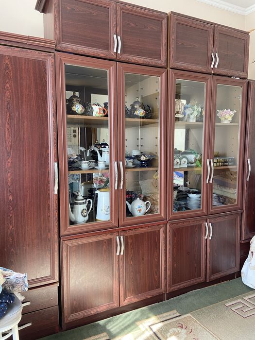 Стенка в гостиную