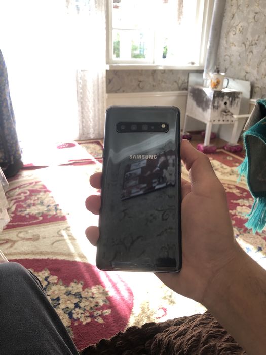 Galaxy S10 5G. 256гб
