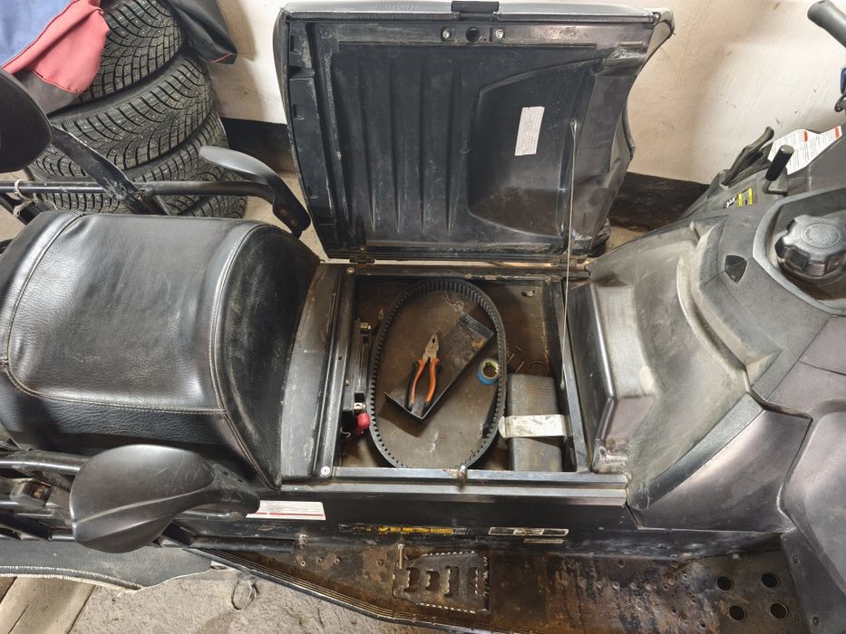 Продаётся снегоход Ski-Doo 1000