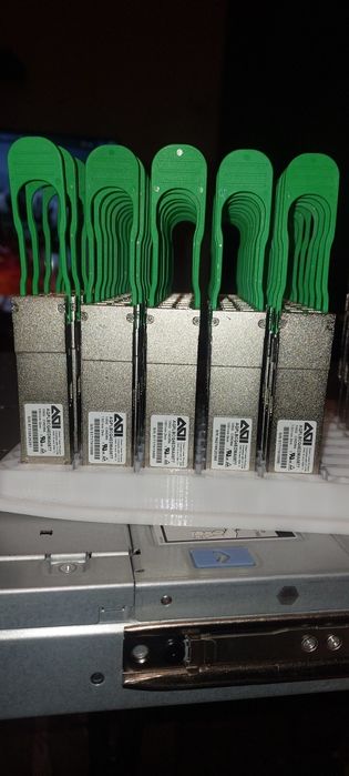 Modul Optic QSFP28 100G Cwdm4 2Km SMF AOI AQPLBCQ4EDMA0877