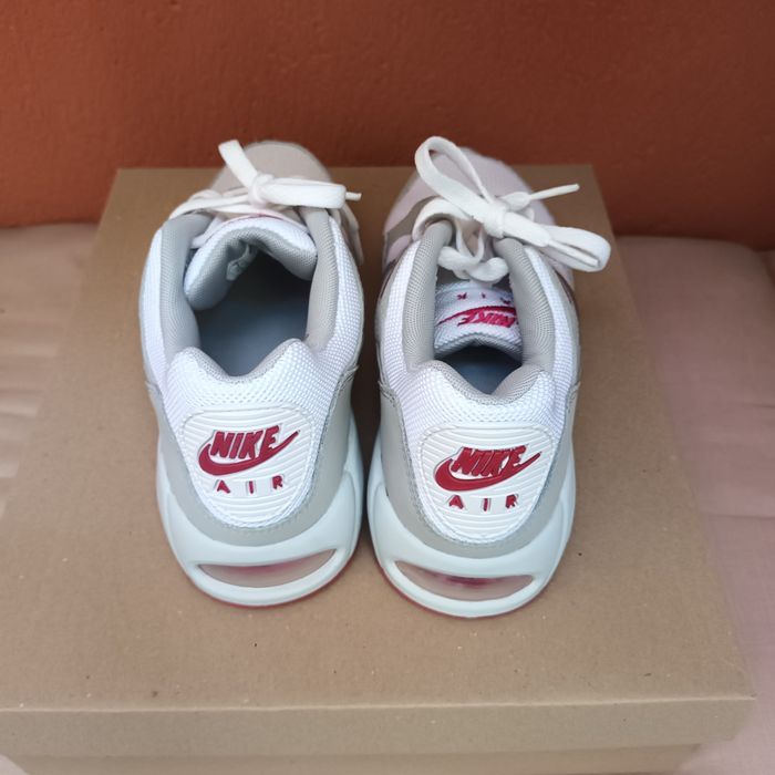 Дамски маратонки Nike Air