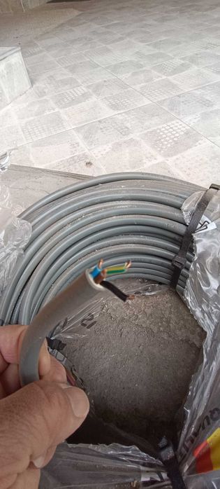 Кабел 1'5 квадрата. Сто метра