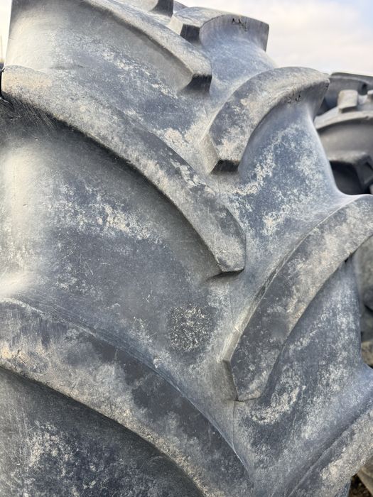 460/85r34 vredestein