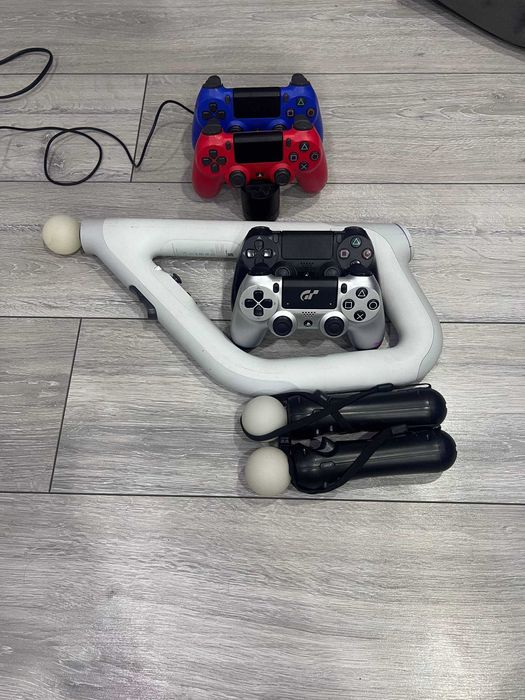 PS4 Slim полный набор: VR, 4 геймпада, 24 игры, камера, зарядка-набор