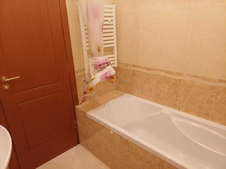 Тристаен апартамент Медицинска академия