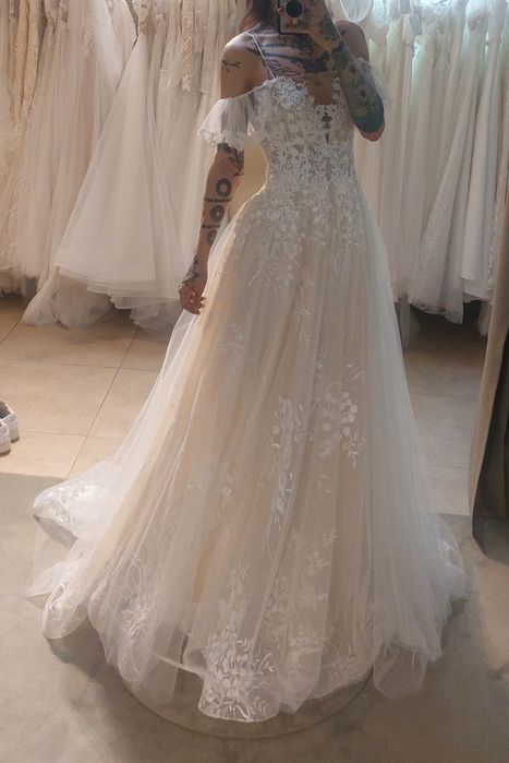 Уникална Булчинска Рокля