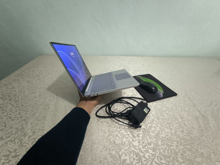 Microsoft Surface go 2 11- GEN Core i 5 kuchli protsessor o