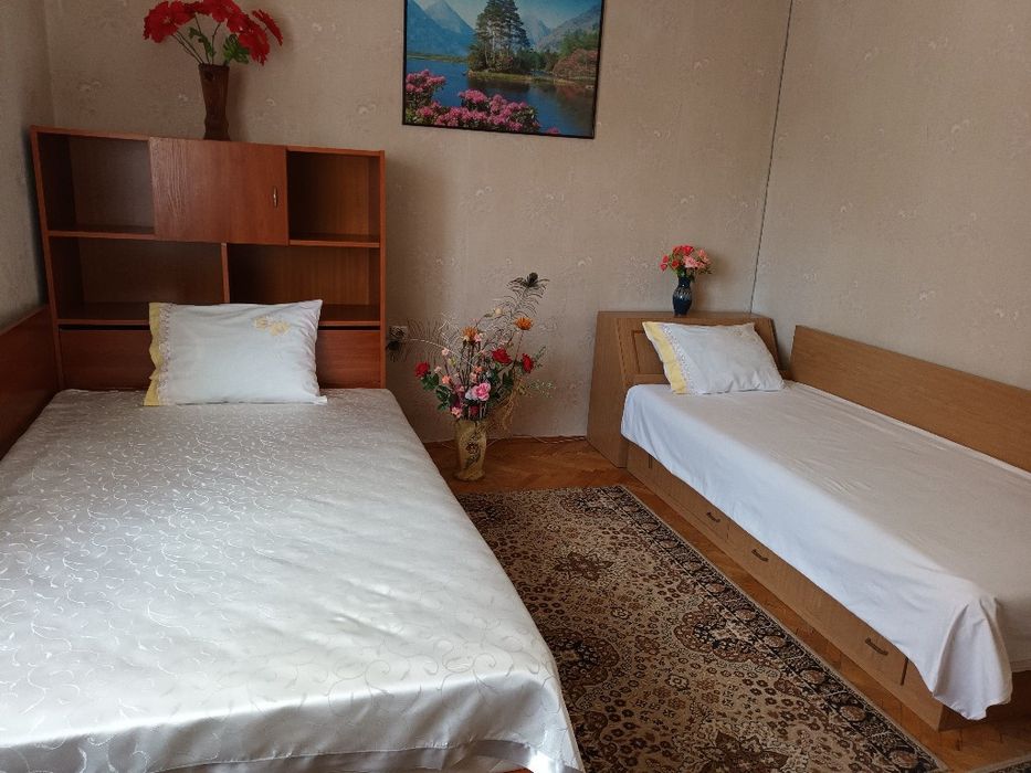 Продава се Четиристаен апартамент в Плевен, Идеален център - 120 кв.м за 1084 €/кв.м - Снимка #2