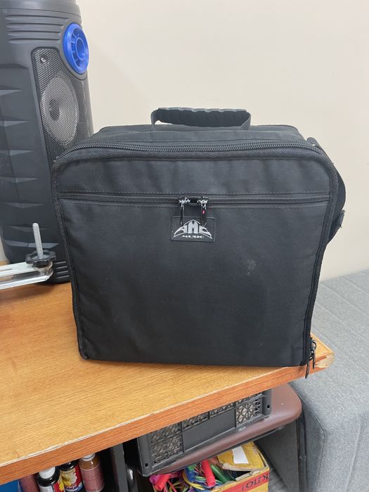 Продам баян Юпитер 1Д