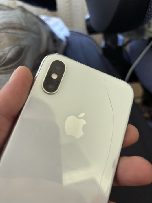 Iphone XS 64GB .