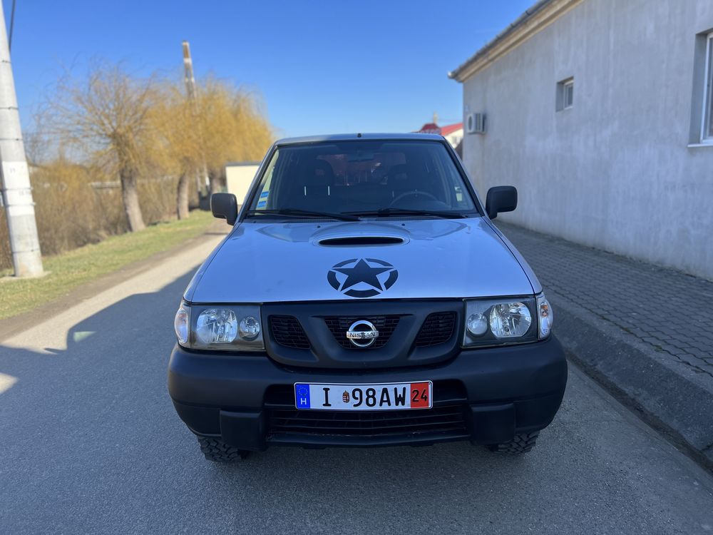 nissan terrano 2 ' Autoturisme ' OLX.ro