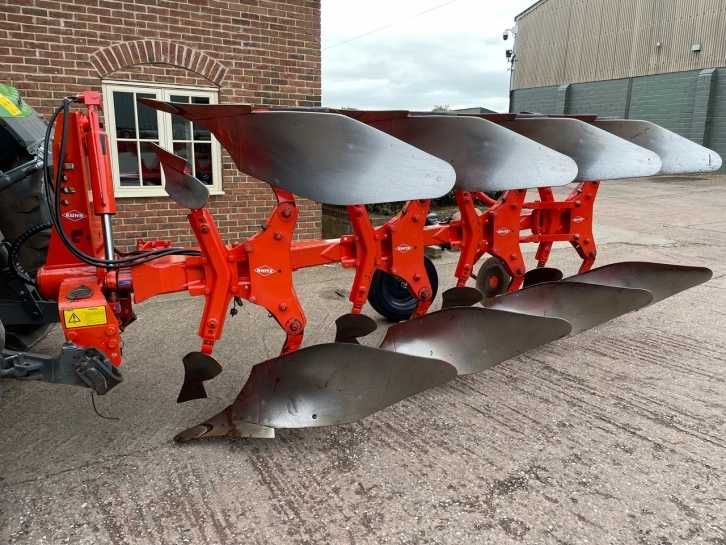 Plug 3 sau 4 sau 5brazde Kuhn Master Multimaster  Lemken Opal Europal