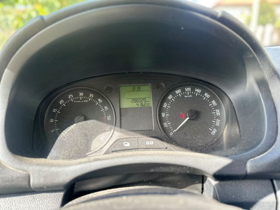 SKODA Roomster 2012 — imagine 5