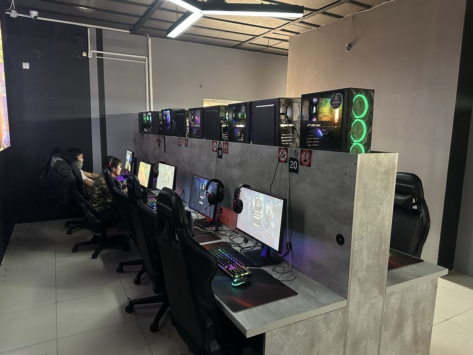 Продается  компьютерный клуб