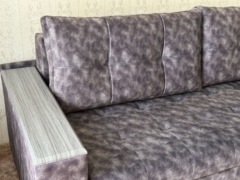 Новый большой Диван