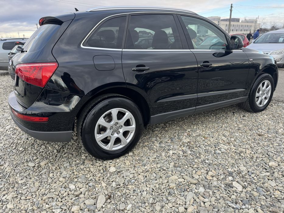 Audi Q5-Quattro- 2.0 tdi Automat import Germania