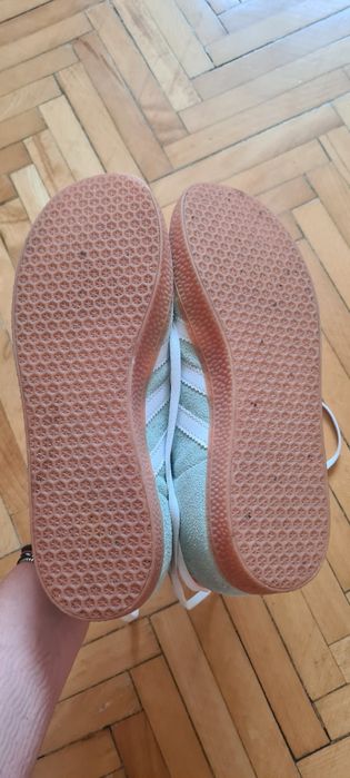 Adidas gazelle, mărime 40