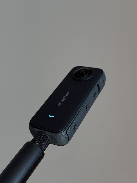 Камера Insta 360 X3