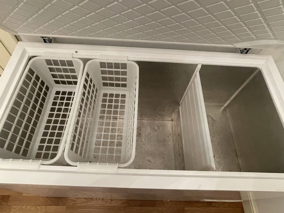 Продам морозильник