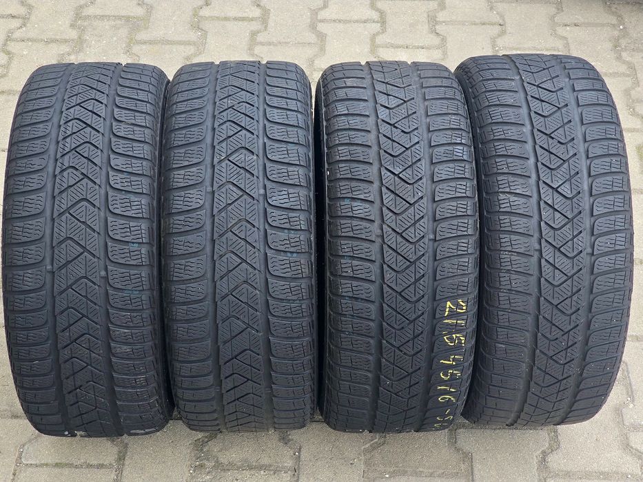 215 45 16 Pirelli 2 бр.