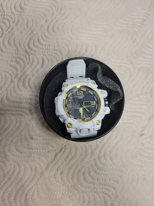 Мужские спортивные часы G-Shock Mudmaster (Белые с золотом)