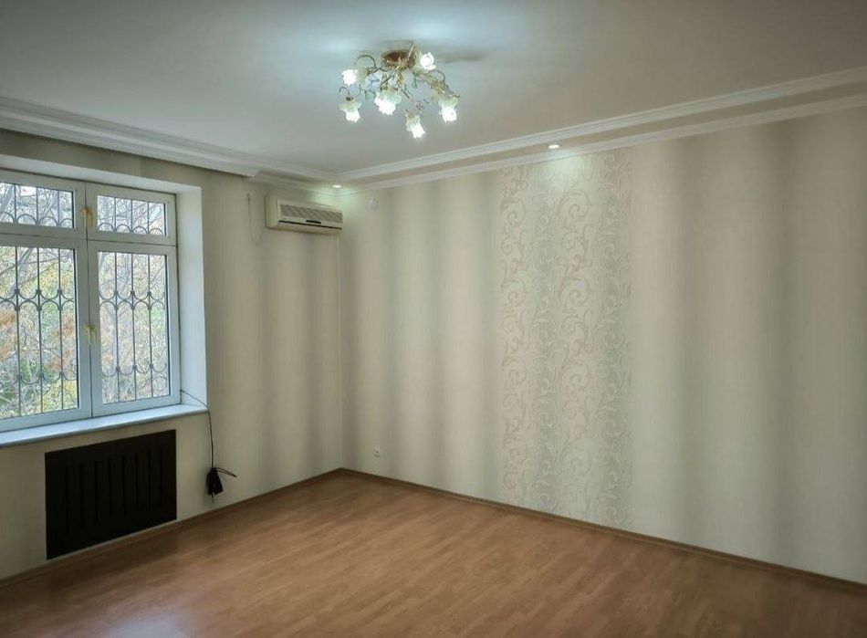 Продается 3х ком квартира, ор-р: ул. С.Азимова/Японское пос-во, 103м²