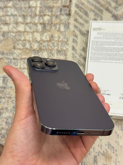 Продам айфон 14про макс