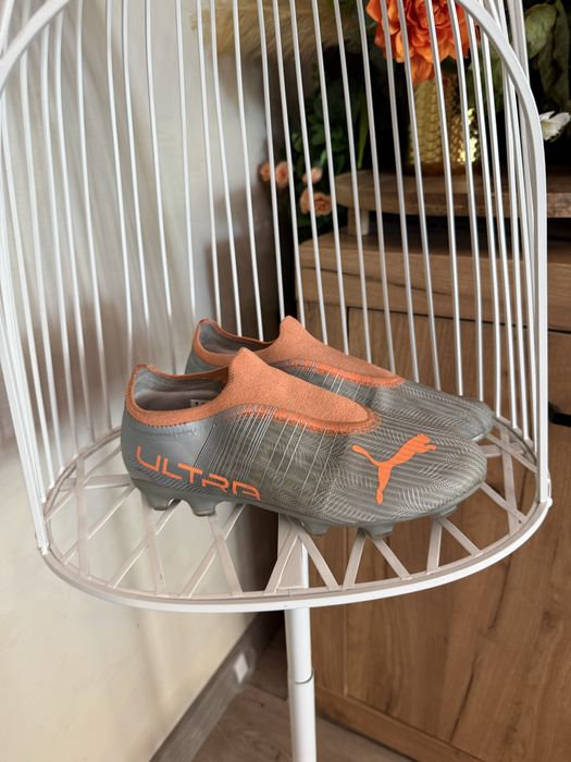 Футболни обувки бутонки стоножки puma 37