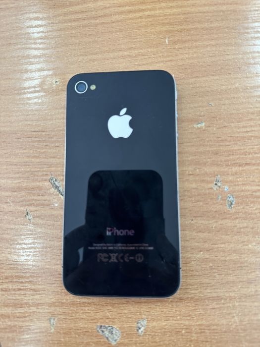 iphone 4s с гарантия