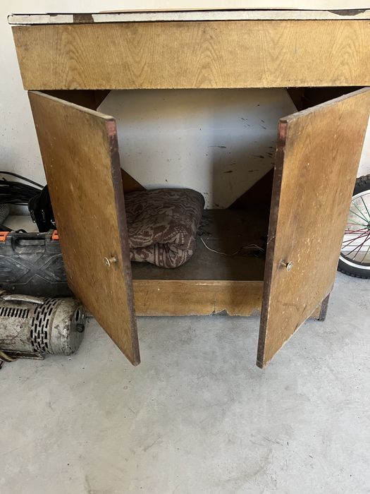 Продам умывальник тумба