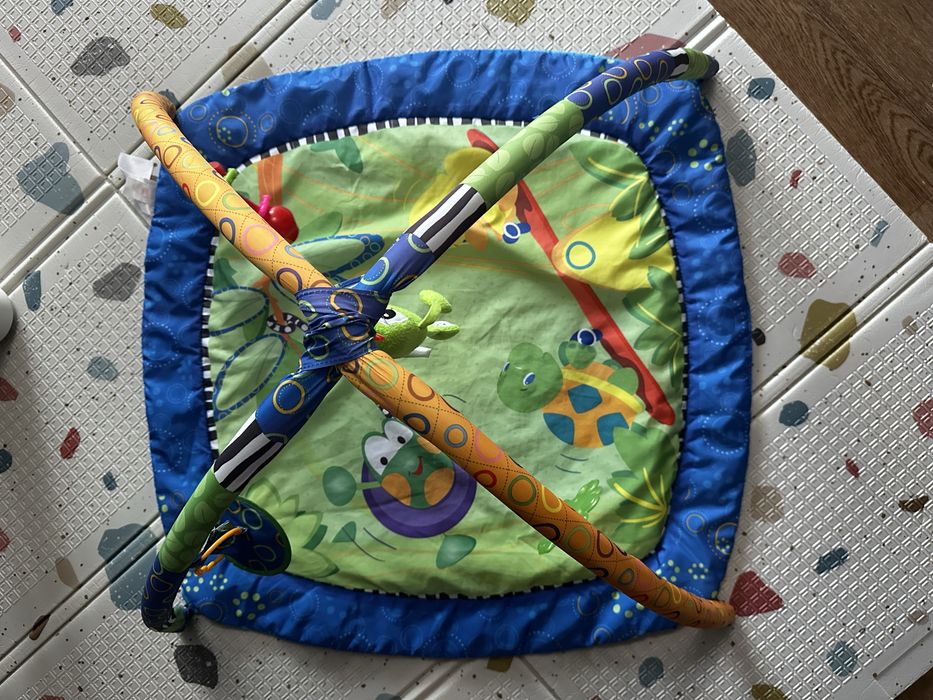Продам детский игровой коврик и шезлонг