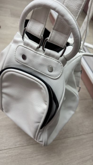 продам сумочки 500 тенге