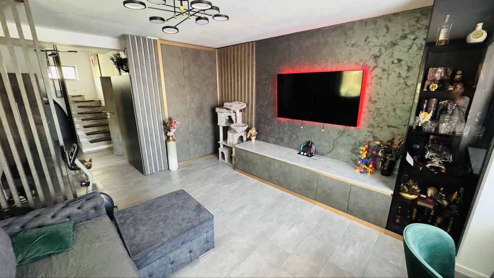 Casa Premium P+1+M, individuala, de vanzare