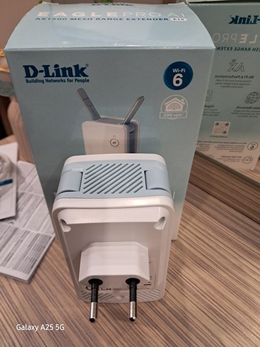 Усилвател за wifi D-LINK E15 EAGLE PRO AI AX1500