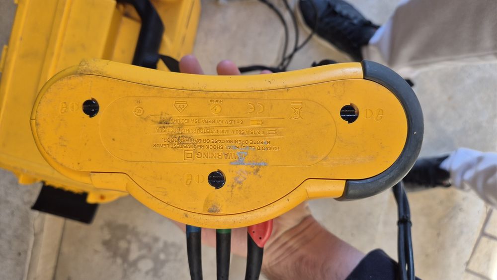 Fluke  1651B мултифункционален тестер