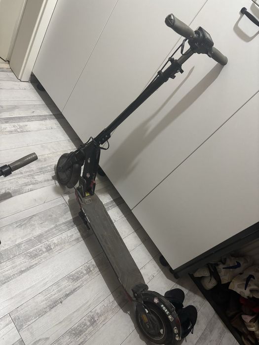 Trotineta e-twow 35 km, roti pline, viteza 30-35