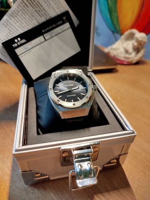 TW Steel дамски часовник Swiss movement