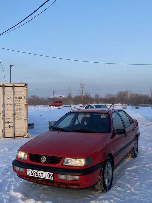 Passat b4 1995 год 1.8 моно