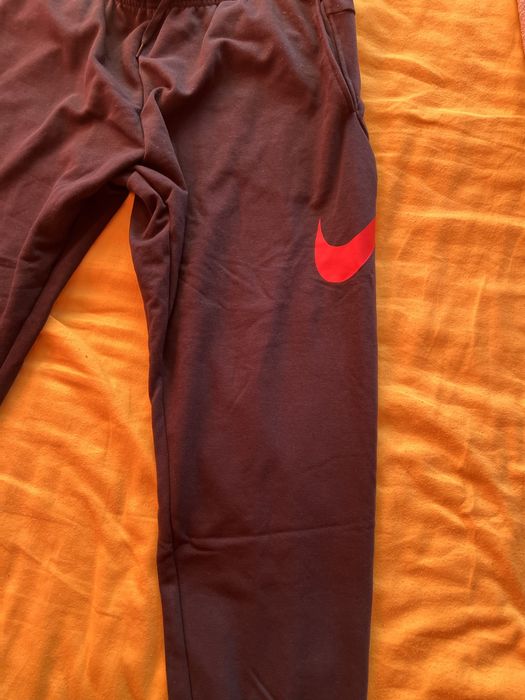 Nike долнище ново