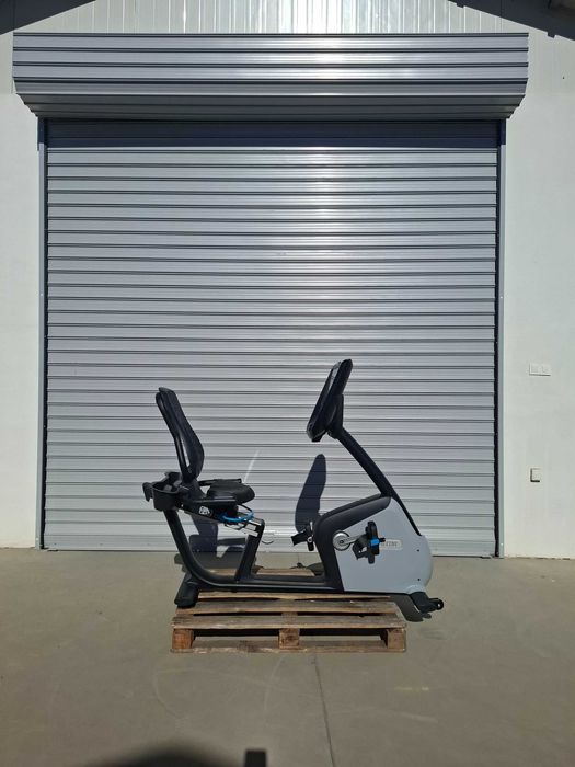 Precor RBK 885 Recumbent Bike P82 Touch Display