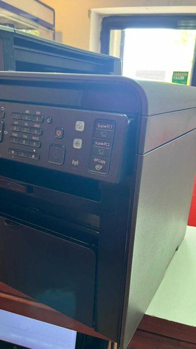 Продам лазерный МФУ Canon MF4780w