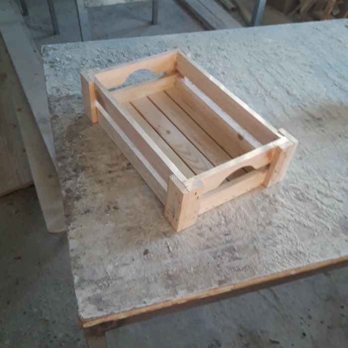 Подаръчни дървени щайги-кошници