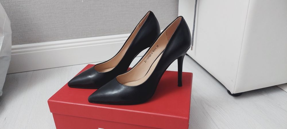 Новые туфли Pikasso 37 размер